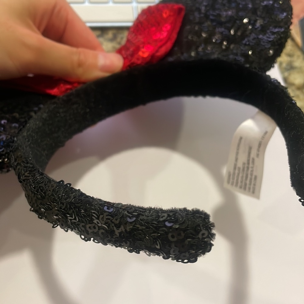Authentic Disney MICKEY EARS - Picture 4 of 5